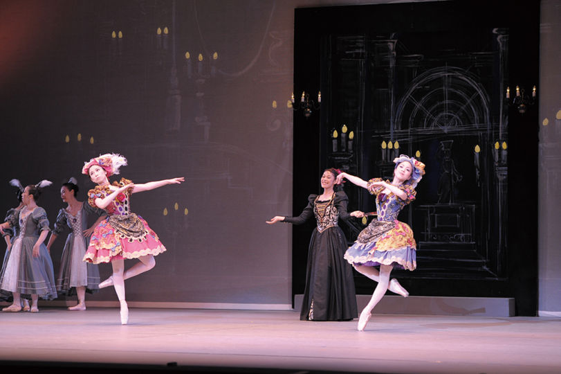 シンデレラ 第2幕 宮廷